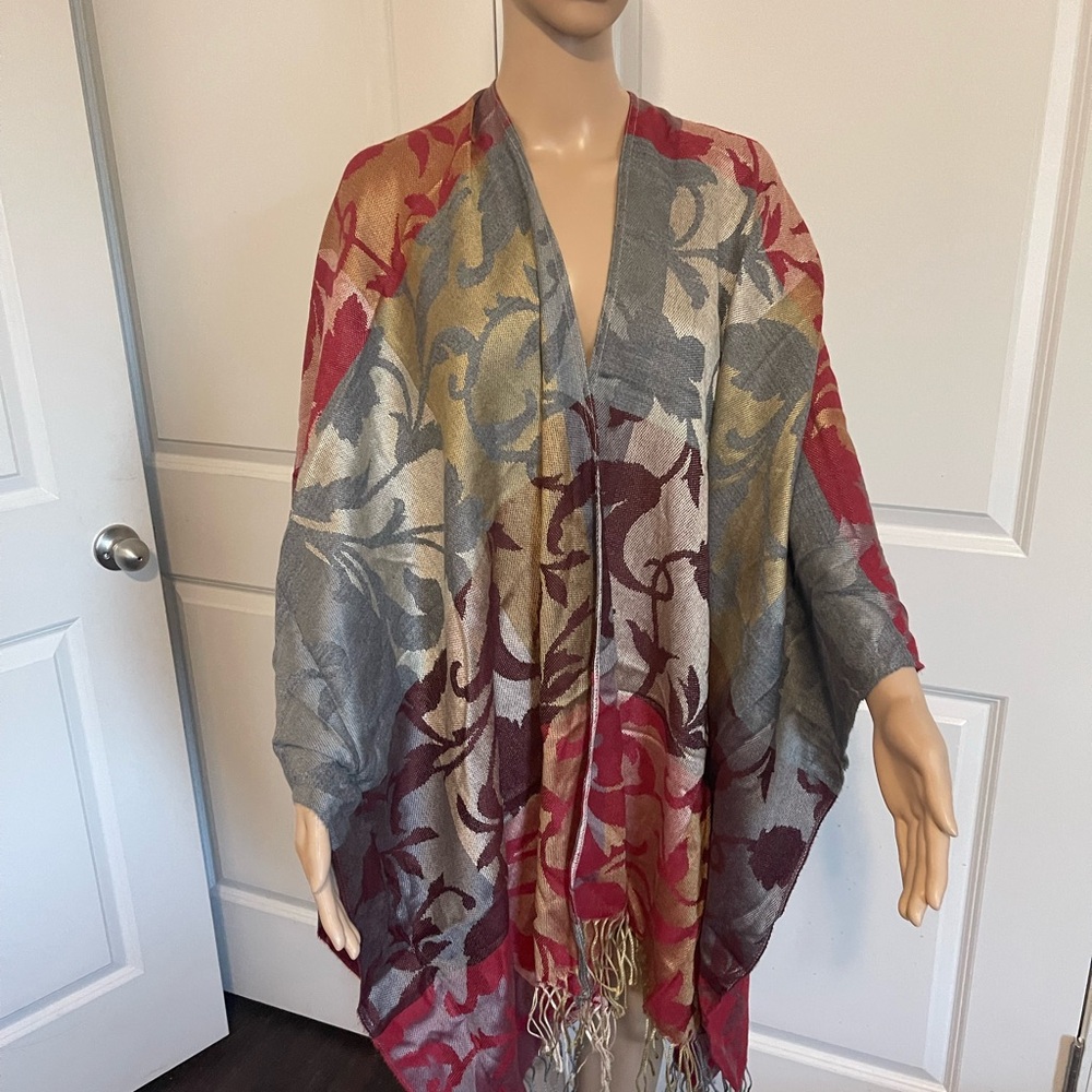 Elegant Multicolor Floral Wrap